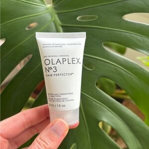 Olaplex Nº.3 HAIR PERFECTOR® Pre Shampoo Treatment Strengthening Bond Builder